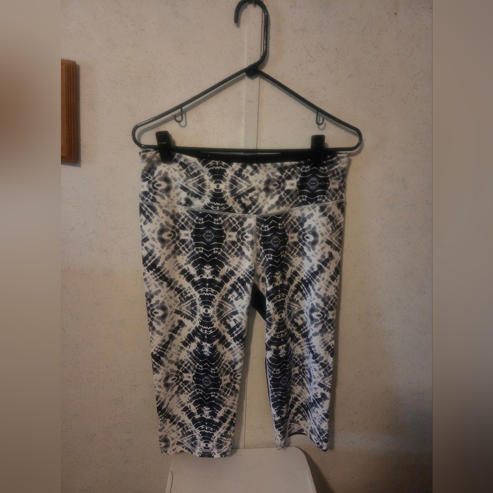 Victoria's Secret VSX knockout crop large